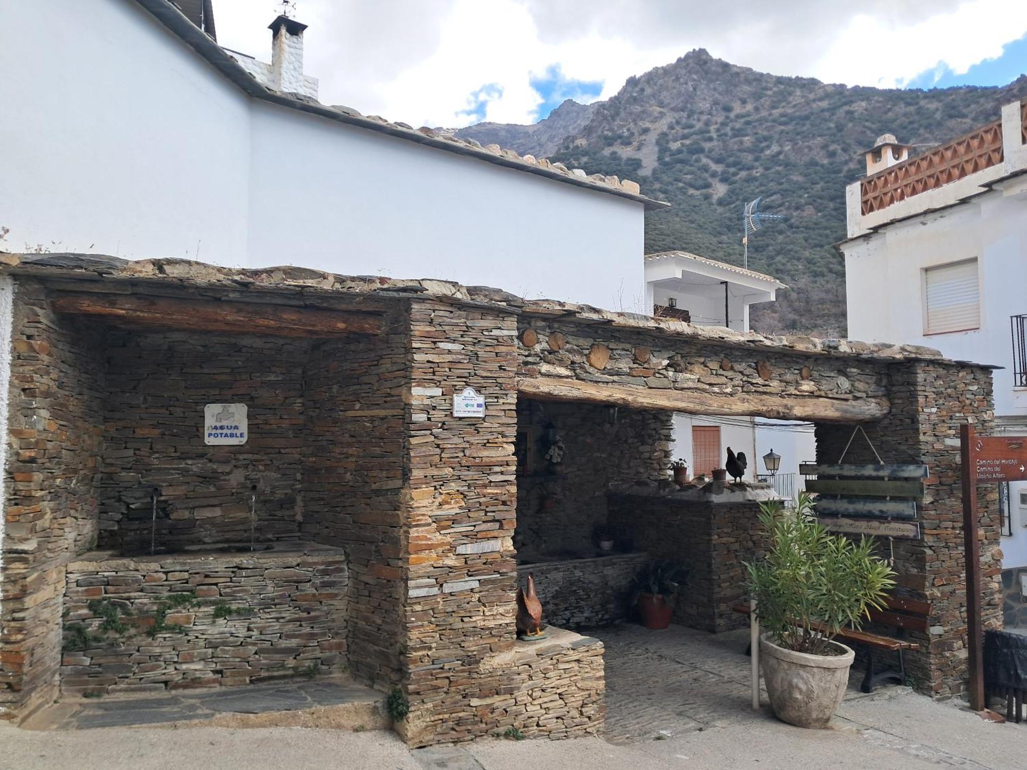 La Casilla De La Fuente *